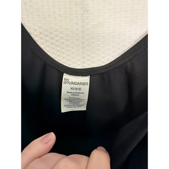 No Boundaries Women’s XS Black One Piece Swimsuit Scoop Neck Stretch NWT - Picture 4 of 6